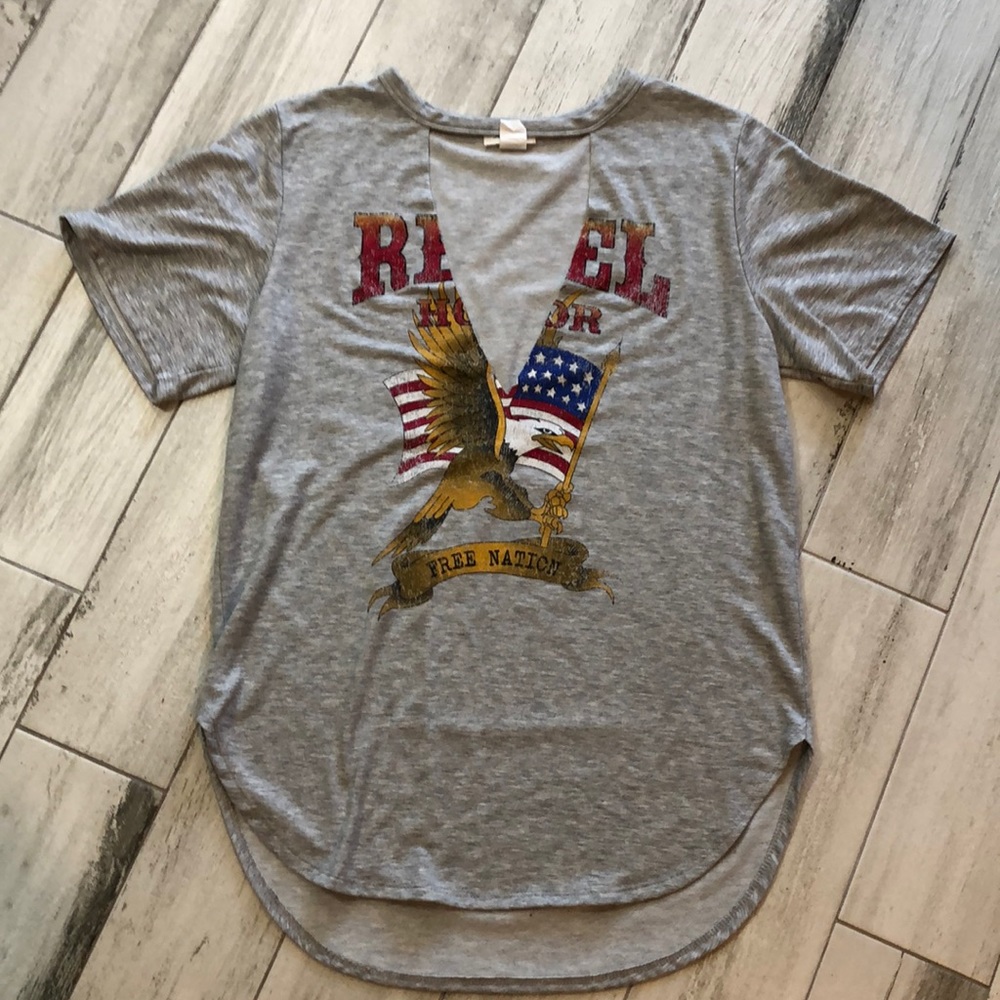 Choker Neck Graphic Tee